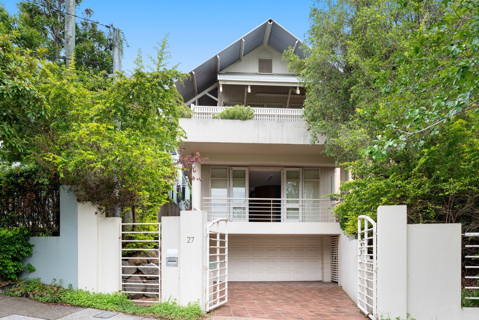 27 Raglan Street, St Lucia QLD 4067 House For Rent 1,100 Domain