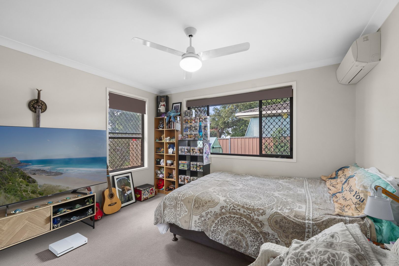 1&2/250 Taylor Street, Newtown QLD 4350, Image 2