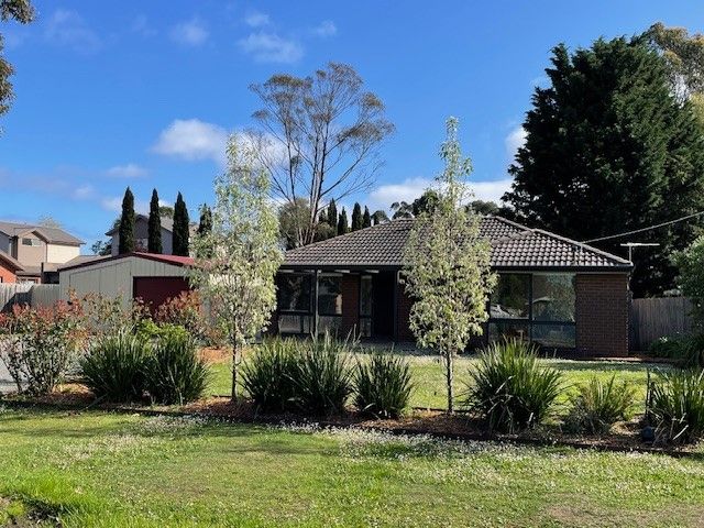 3 bedrooms House in 6 Morrow Road GISBORNE VIC, 3437