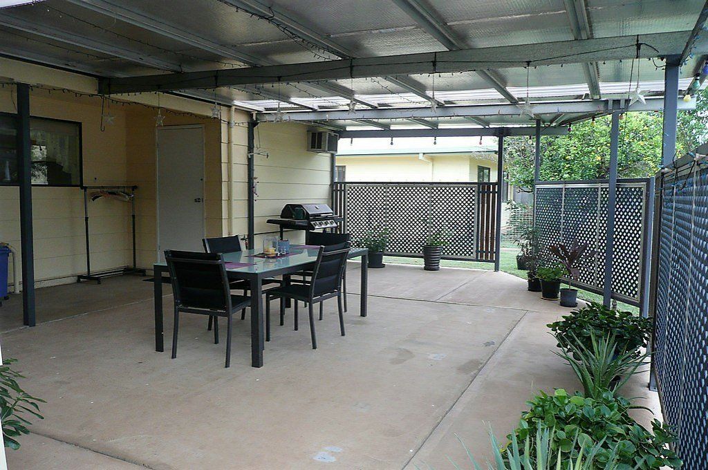 15 Carina Crescent, Clermont QLD 4721, Image 2