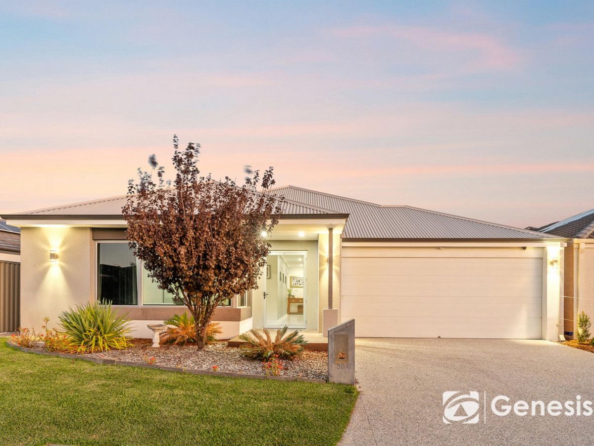4 bedrooms House in 38 Kellogg Drive PIARA WATERS WA, 6112