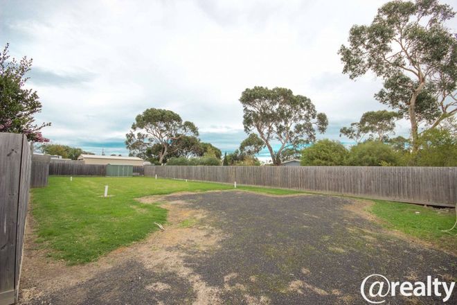 Picture of 9B Moorings Place, CORINELLA VIC 3984