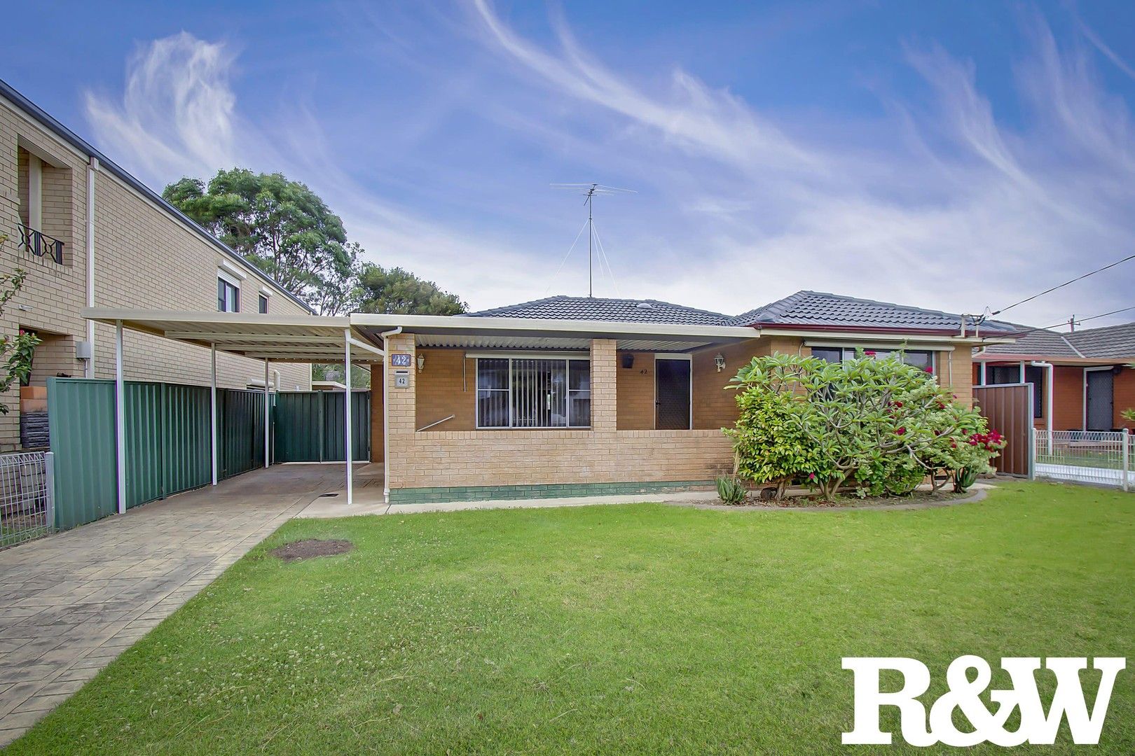 3 bedrooms House in 42 Victoria Road ROOTY HILL NSW, 2766