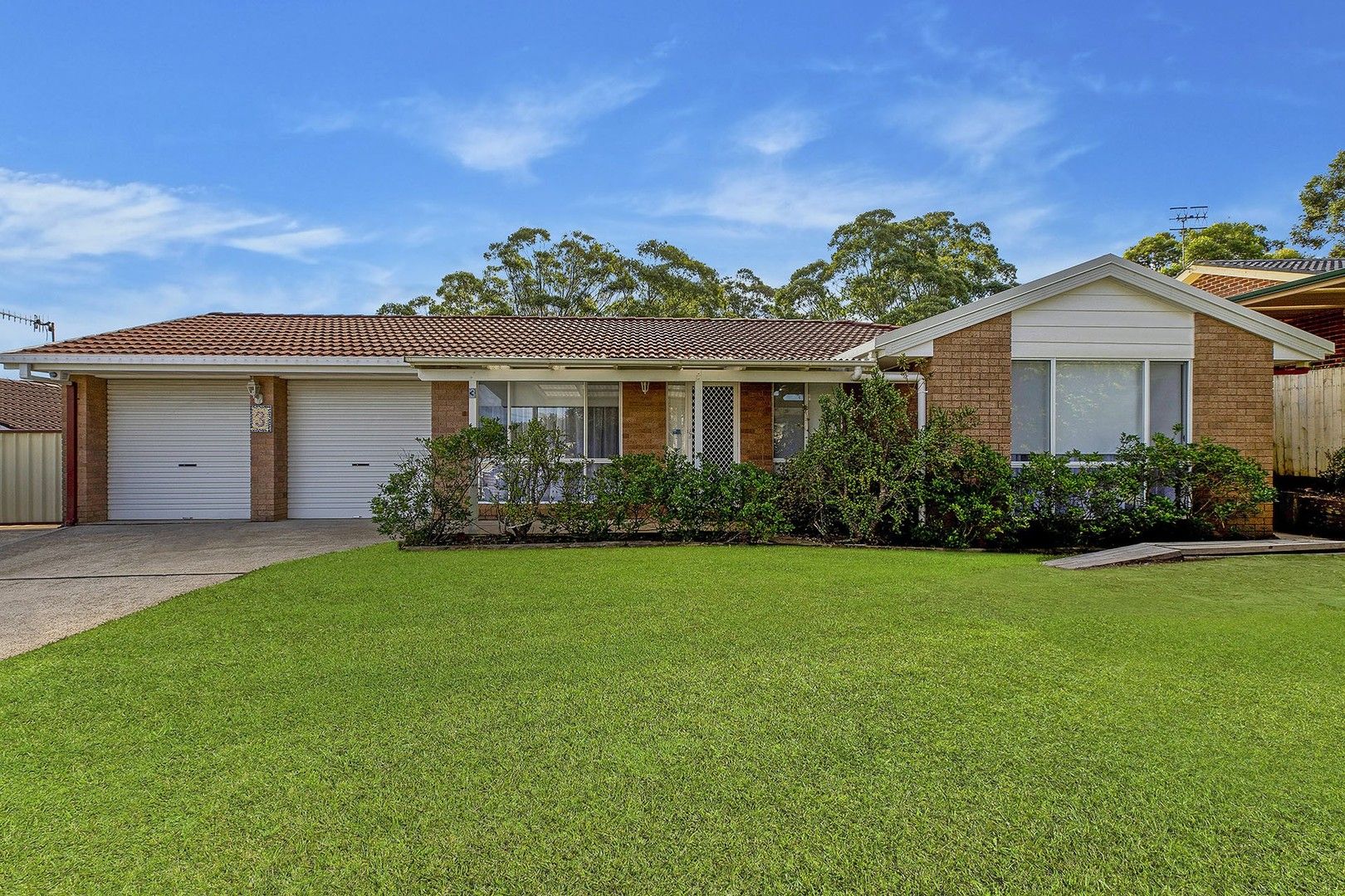 3 Lancaster Parade, Bateau Bay Property History & Address Research
