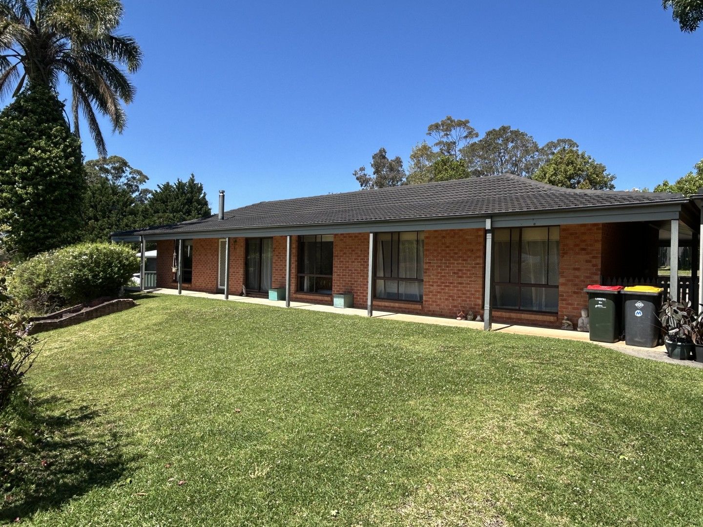 4 bedrooms House in 31 Goorama Drive CAMBEWARRA VILLAGE NSW, 2540