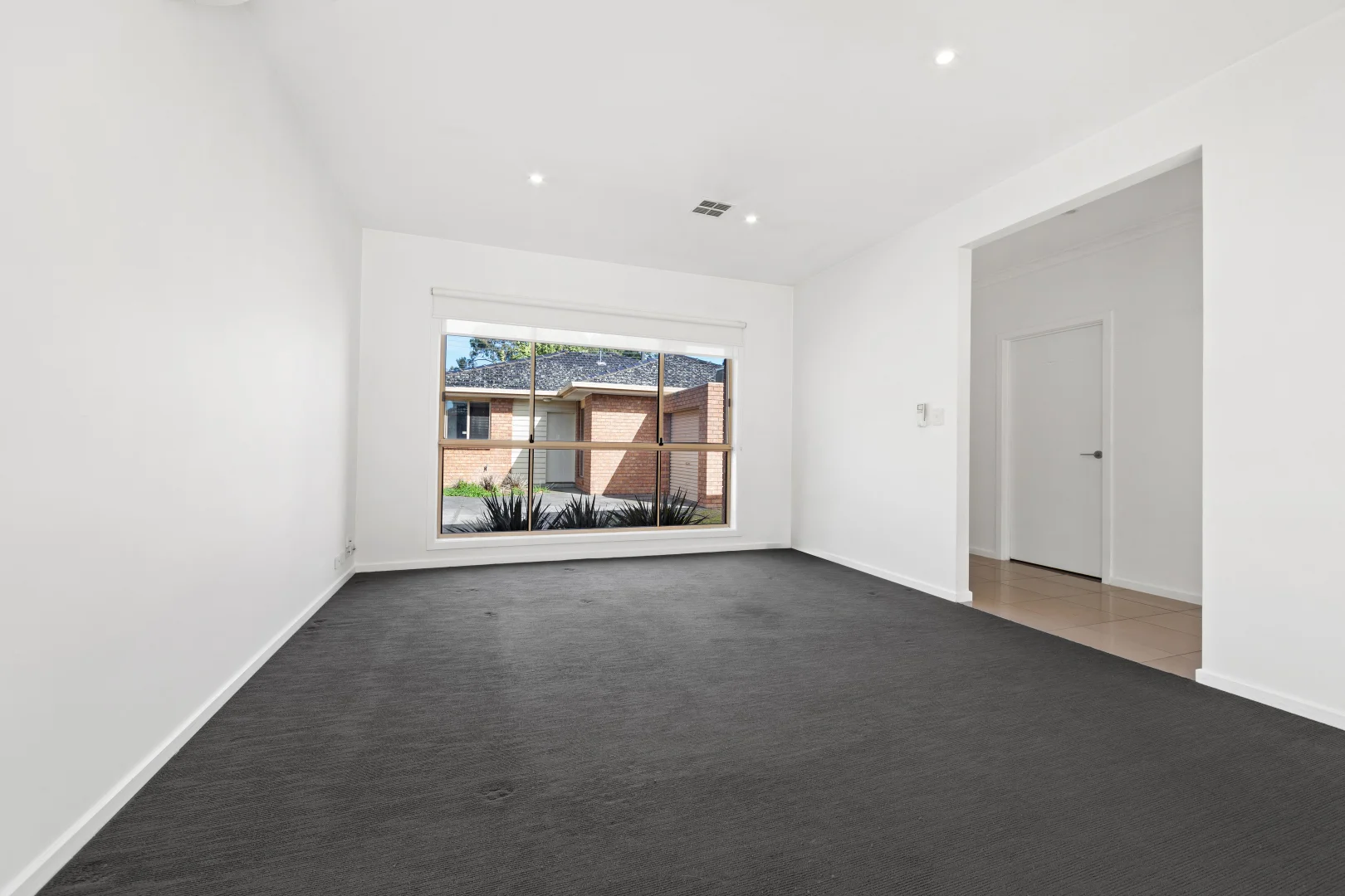 Additional image 3 of 2/46 Woodland Street, Strathmore VIC 3041
