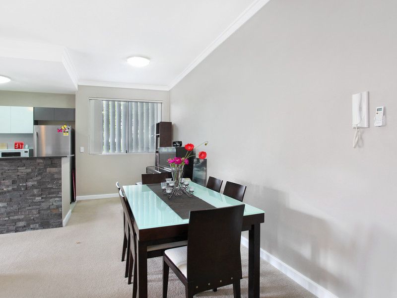 2/205-207 William Street, Granville NSW 2142, Image 2