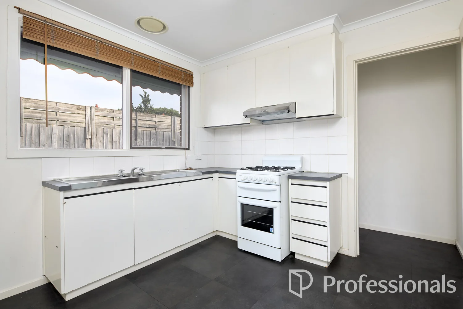 Additional image 2 of 4/231 Tyler Street, Preston VIC 3072