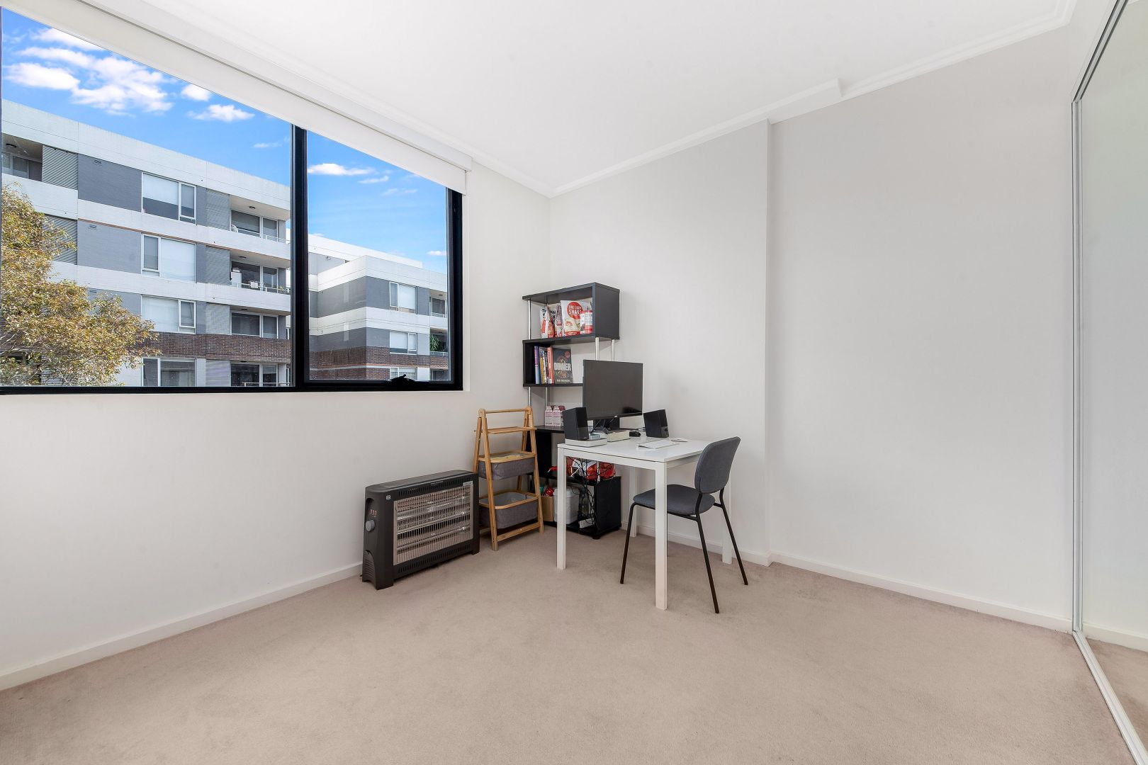 601/11a Washington Av, Riverwood NSW 2210, Image 2