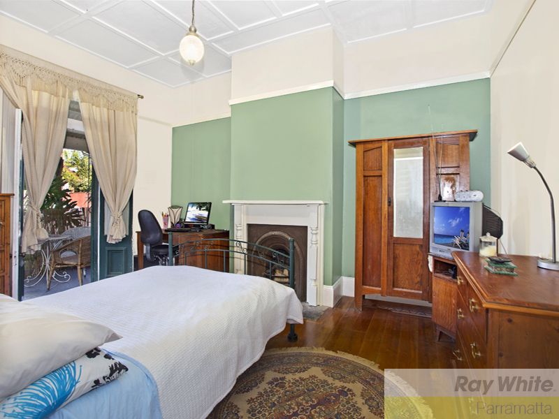 104 &104 A Harris Street, HARRIS PARK NSW 2150, Image 2