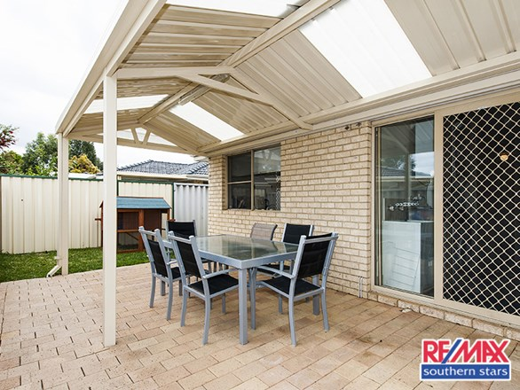 2/11 Firetail Place, Kenwick WA 6107