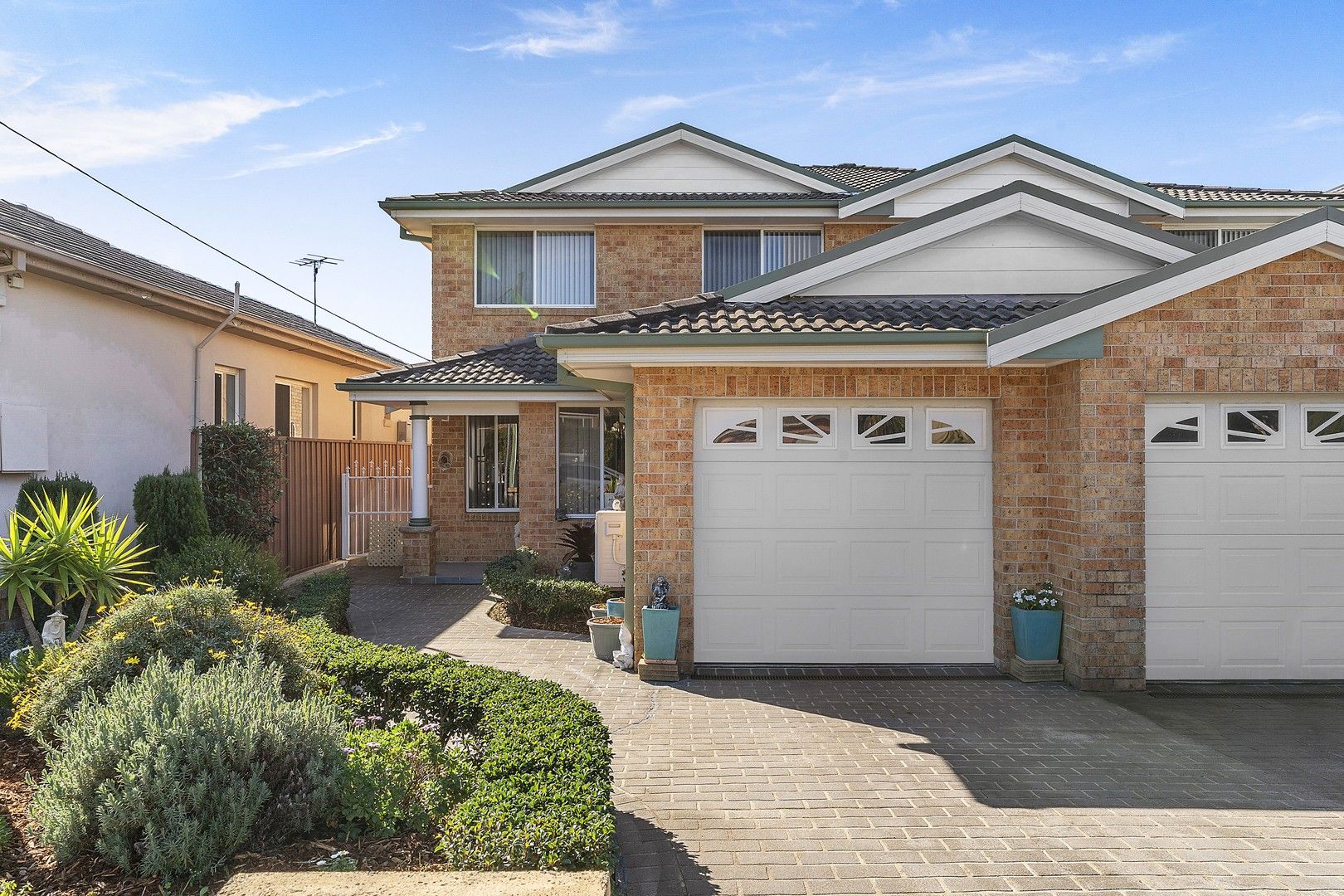 4 bedrooms Semi-Detached in 4a Giles Street CHIFLEY NSW, 2036