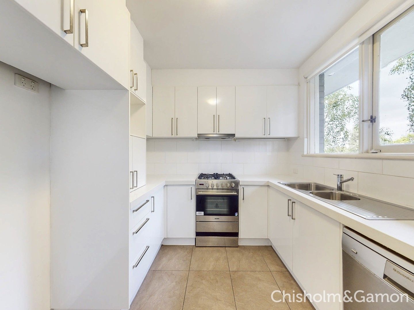 2 bedrooms Apartment / Unit / Flat in 16/55 Alexandra St ST KILDA EAST VIC, 3183