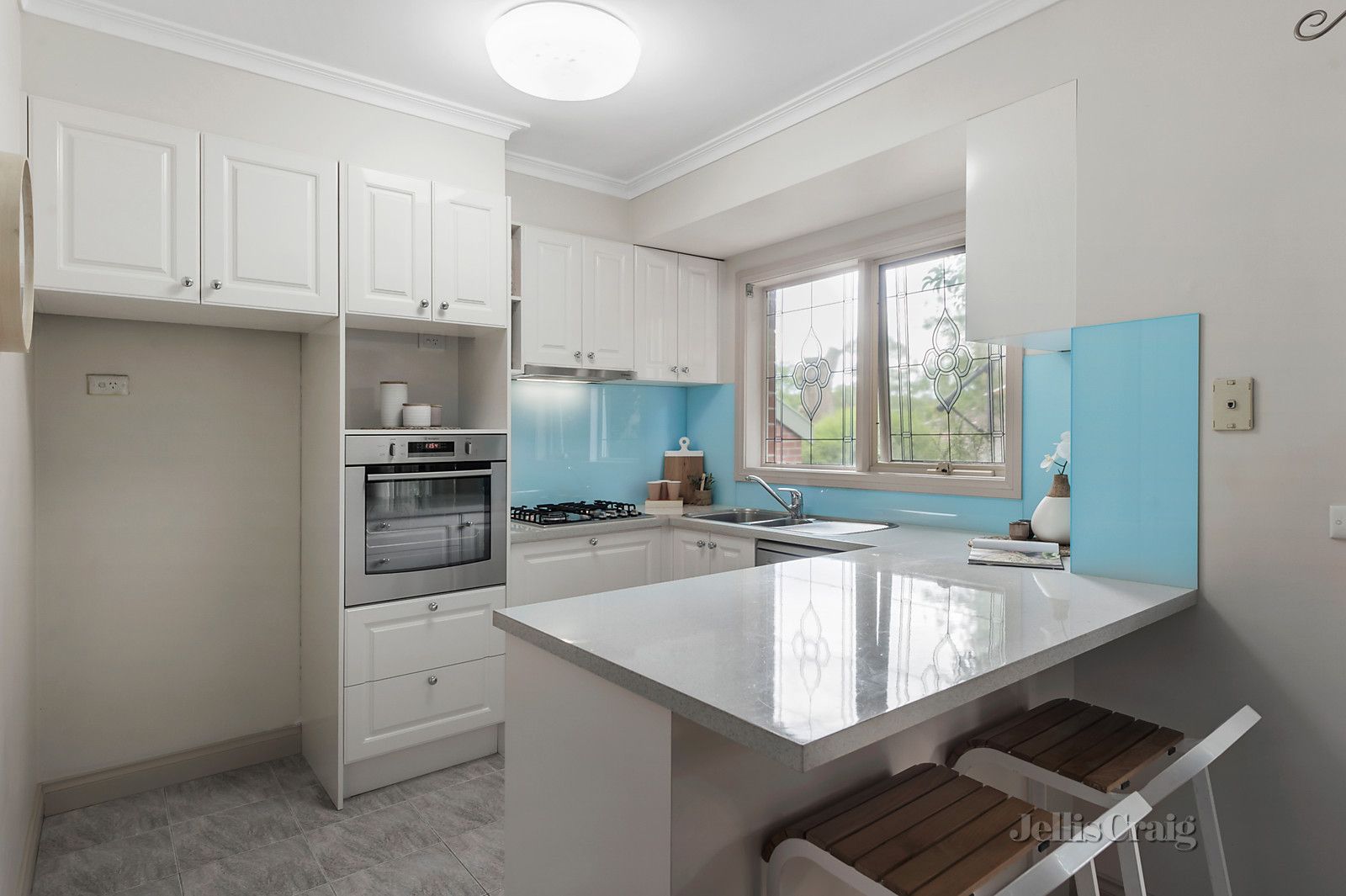 9 Piccadilly Close, Greensborough VIC 3088, Image 2