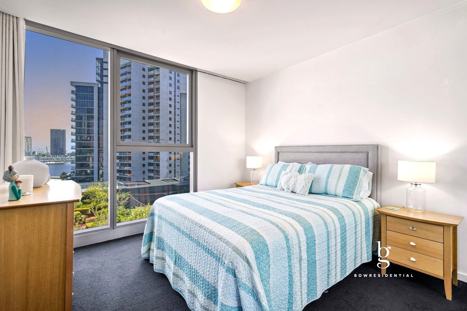 1005/231 Harbour Esplanade, Docklands VIC 3008, Image 2