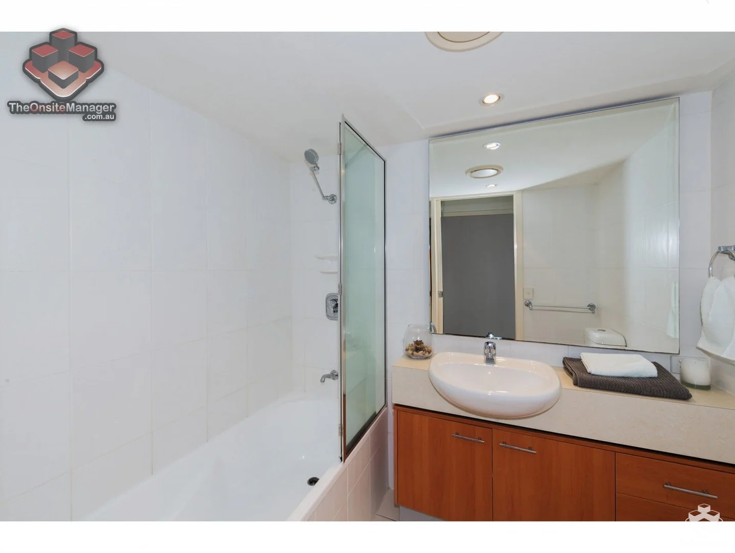 Additional image 5 of ID:21173141/26 Holland Street, Toowong QLD 4066