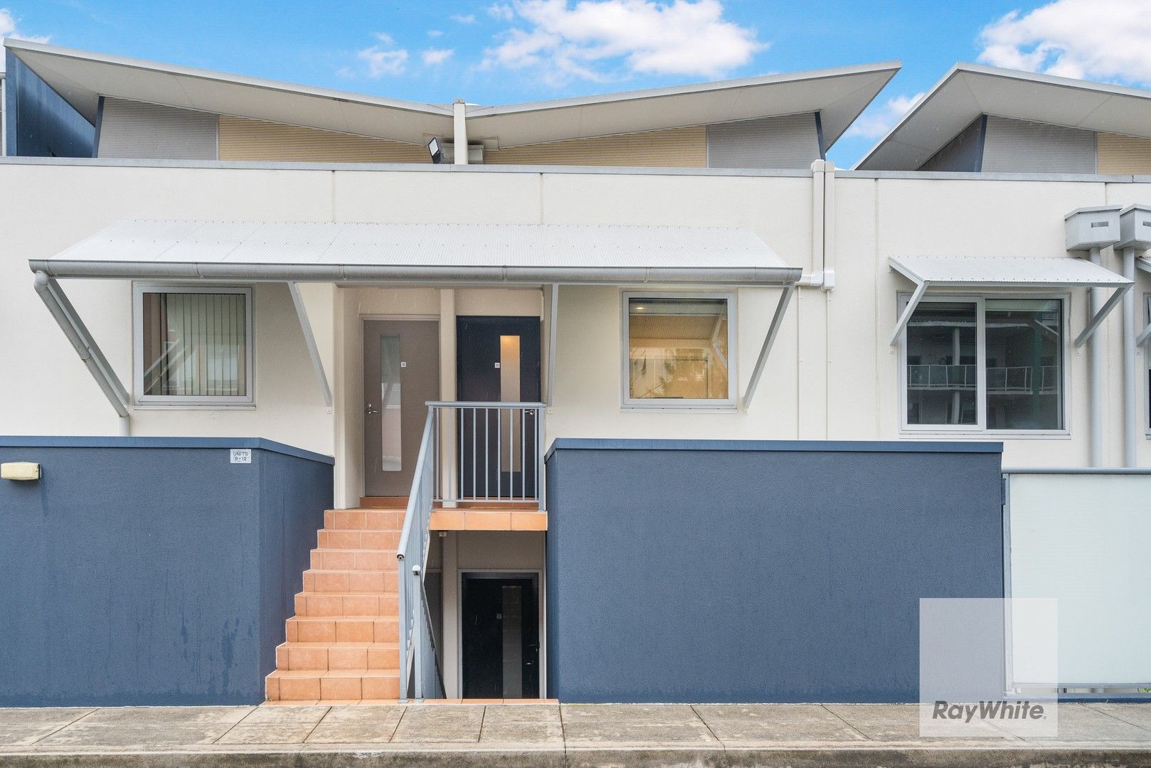 3 bedrooms Townhouse in 10/1 Saltriver Place FOOTSCRAY VIC, 3011