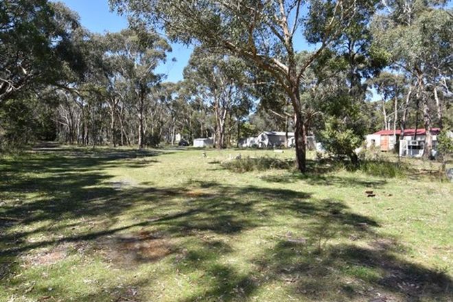 Picture of 177 Grevillea Drive, ENFIELD VIC 3352