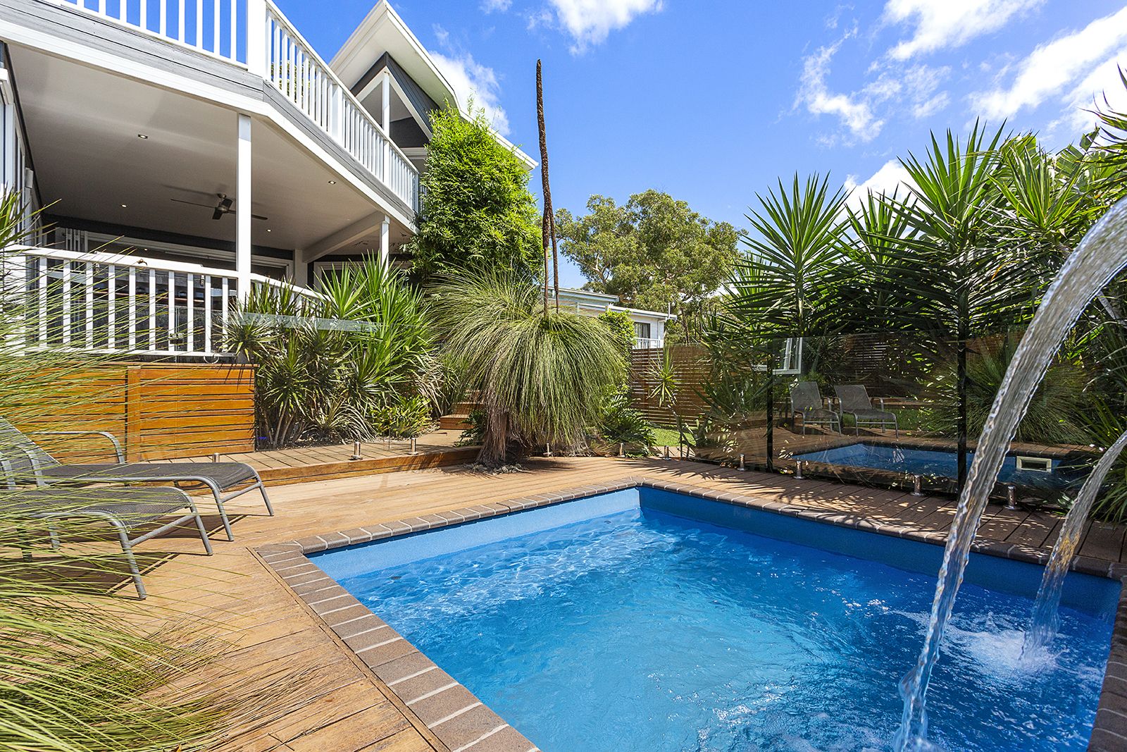 6 Tulip Street, Hyams Beach NSW 2540