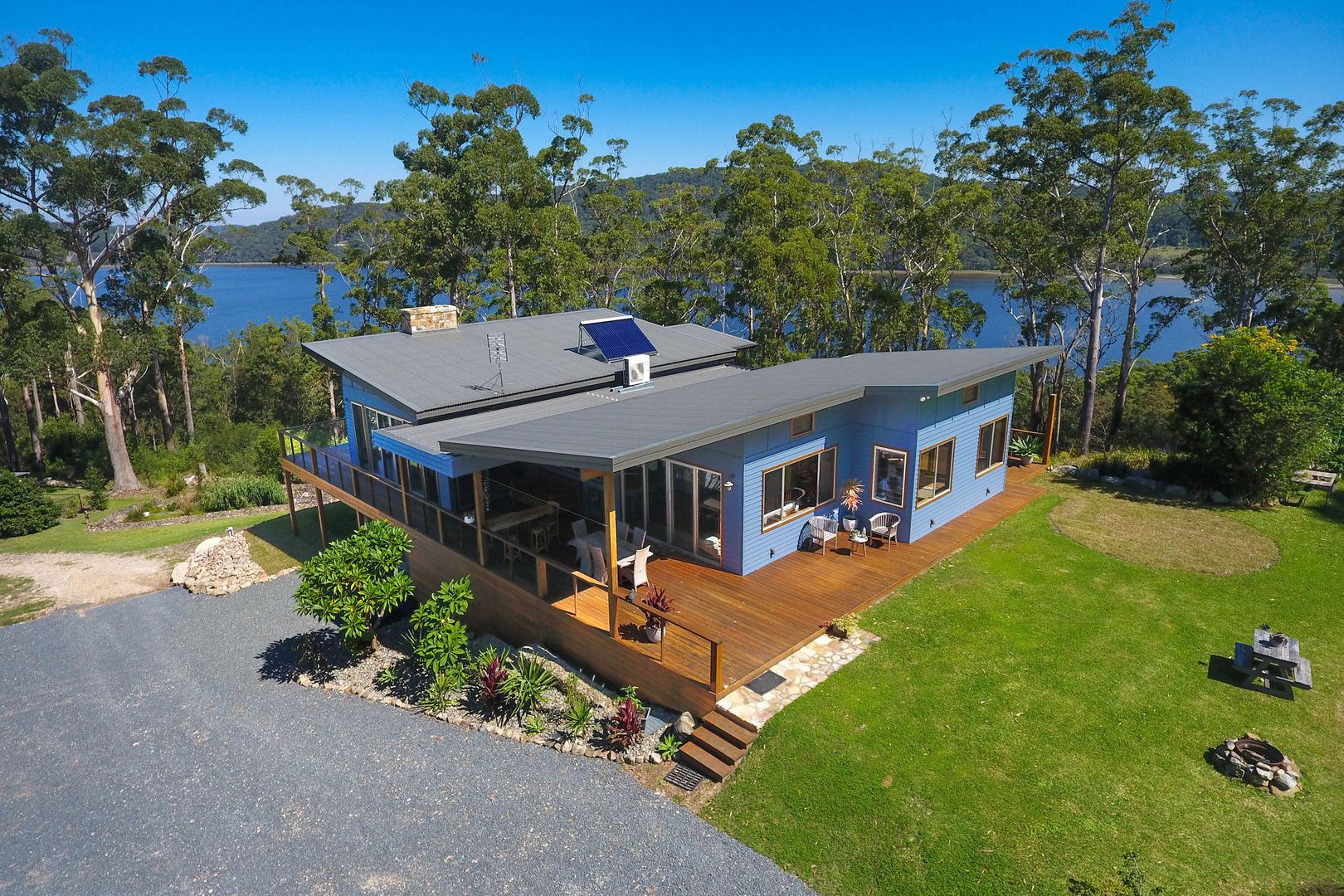 2991 The Lakes Way, Tarbuck Bay NSW 2428, Image 2