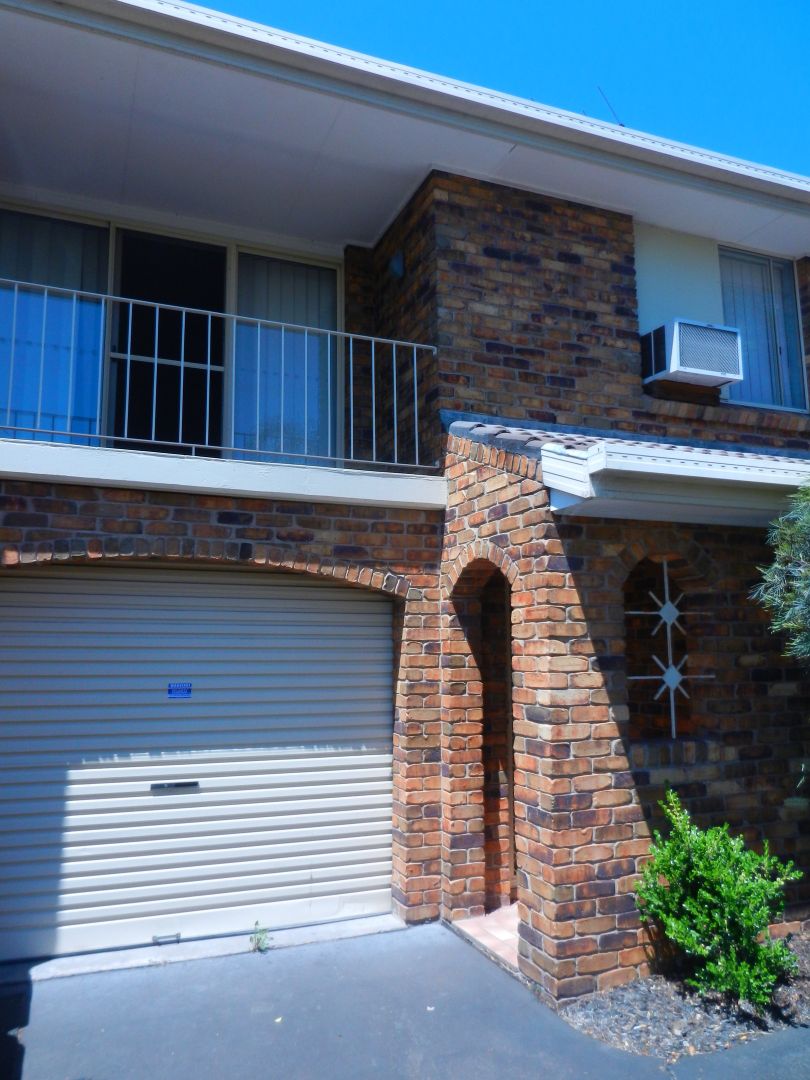 Property Report for 2/1 Bailey Close, Singleton Heights NSW 2330