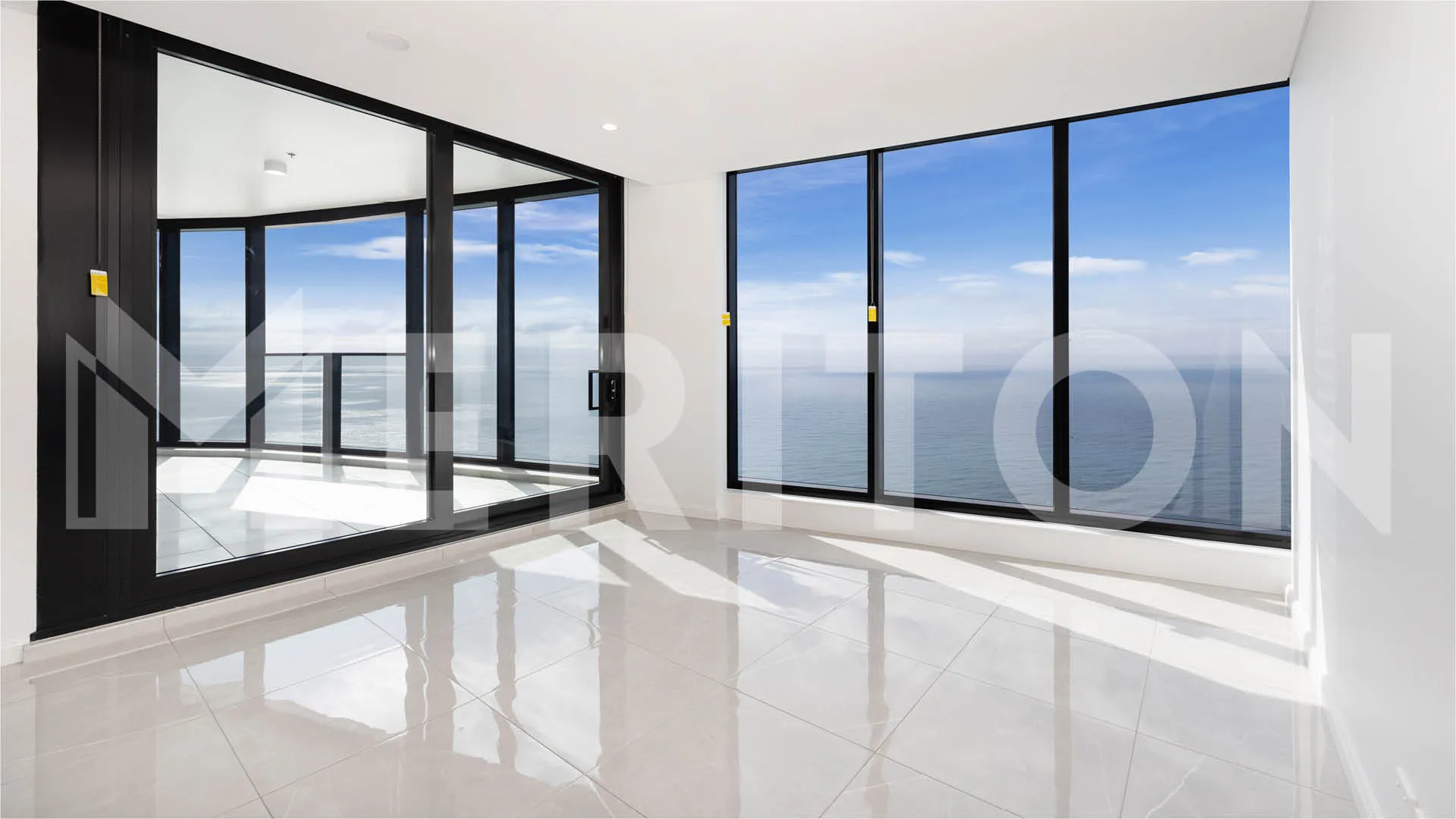 LUXURY RESORT-STYLE LIVING IN THE HEART OF SURFERS PARADISE - DESIGNER 3 BEDROOM APARTMENTS AVAILABLE NOW! - Widok 4