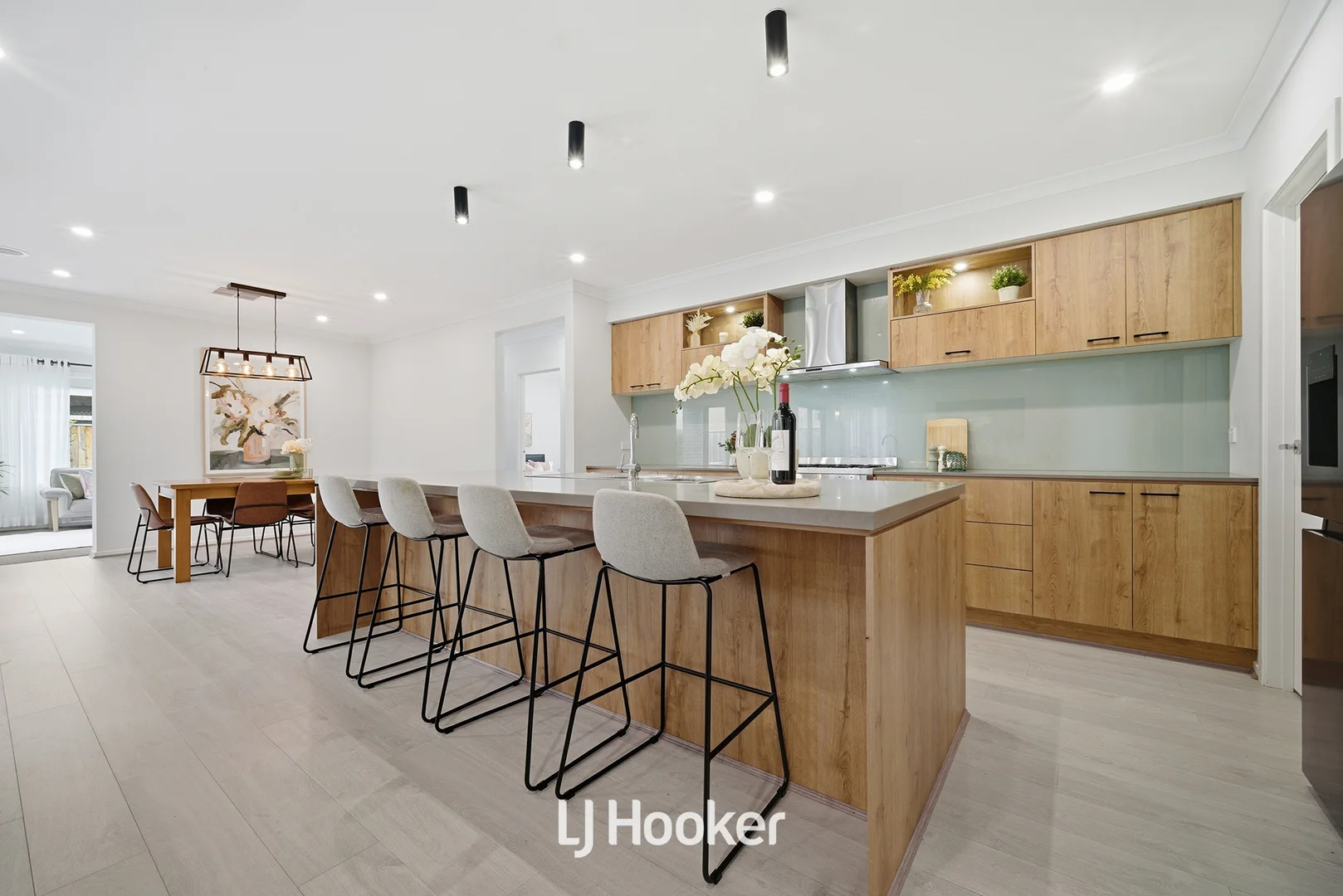 Additional image 12 of 43 Somme Crescent, Berwick VIC 3806