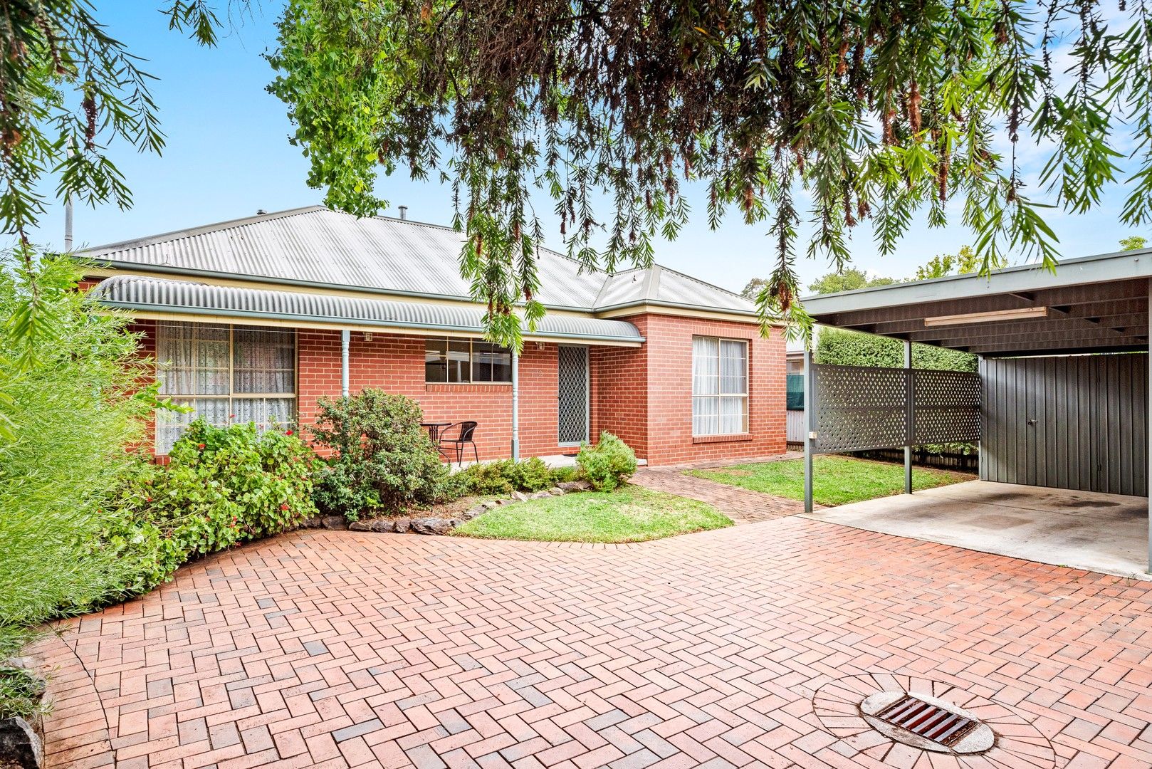 2/451 Macauley Street, Albury NSW 2640, Image 0