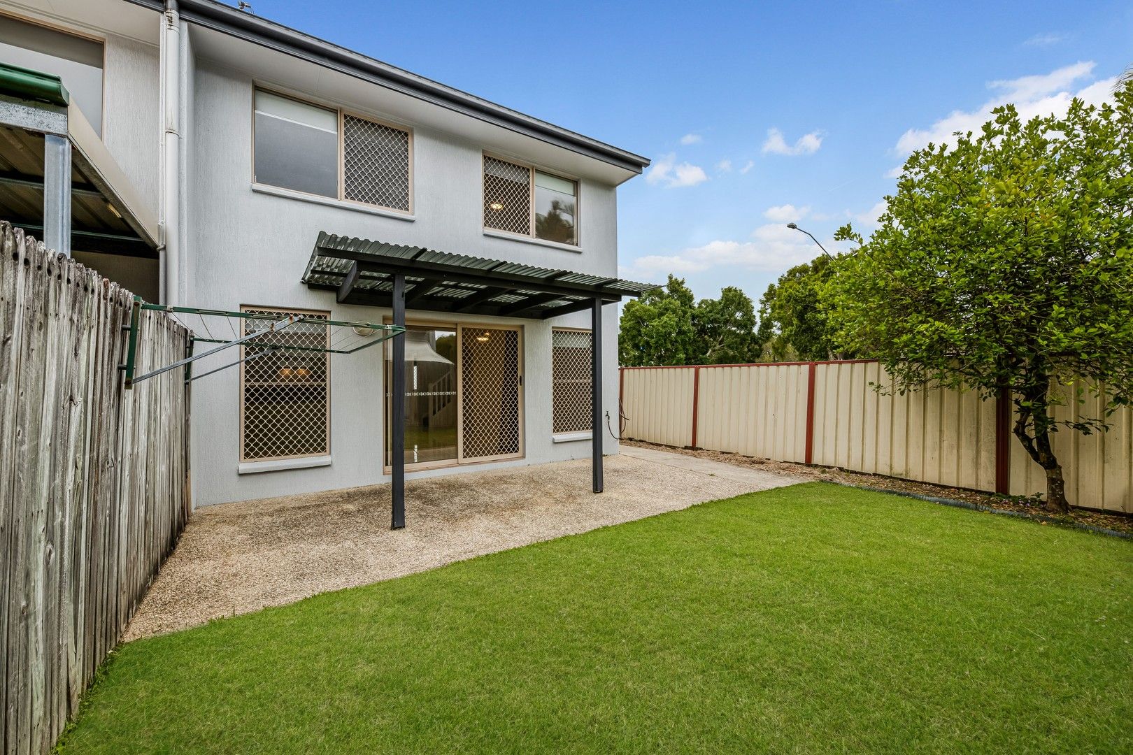 3 bedrooms Townhouse in 1/38 Dalton Drive MAROOCHYDORE QLD, 4558