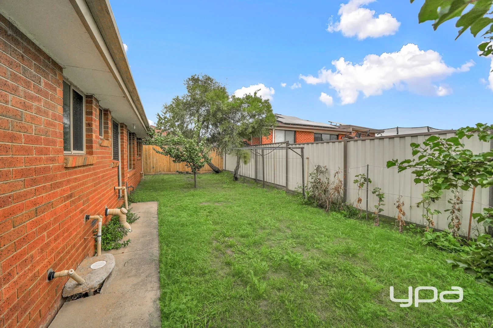 Additional image 12 of 2/2 McNicol Close, Meadow Heights VIC 3048