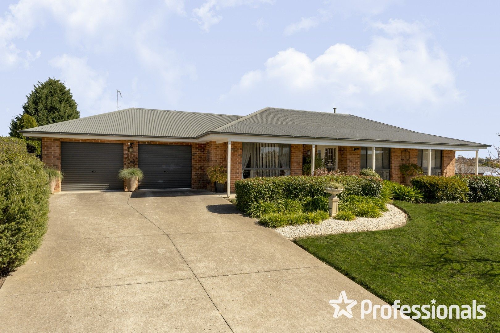 1 Opal Court Kelso NSW 2795 Domain