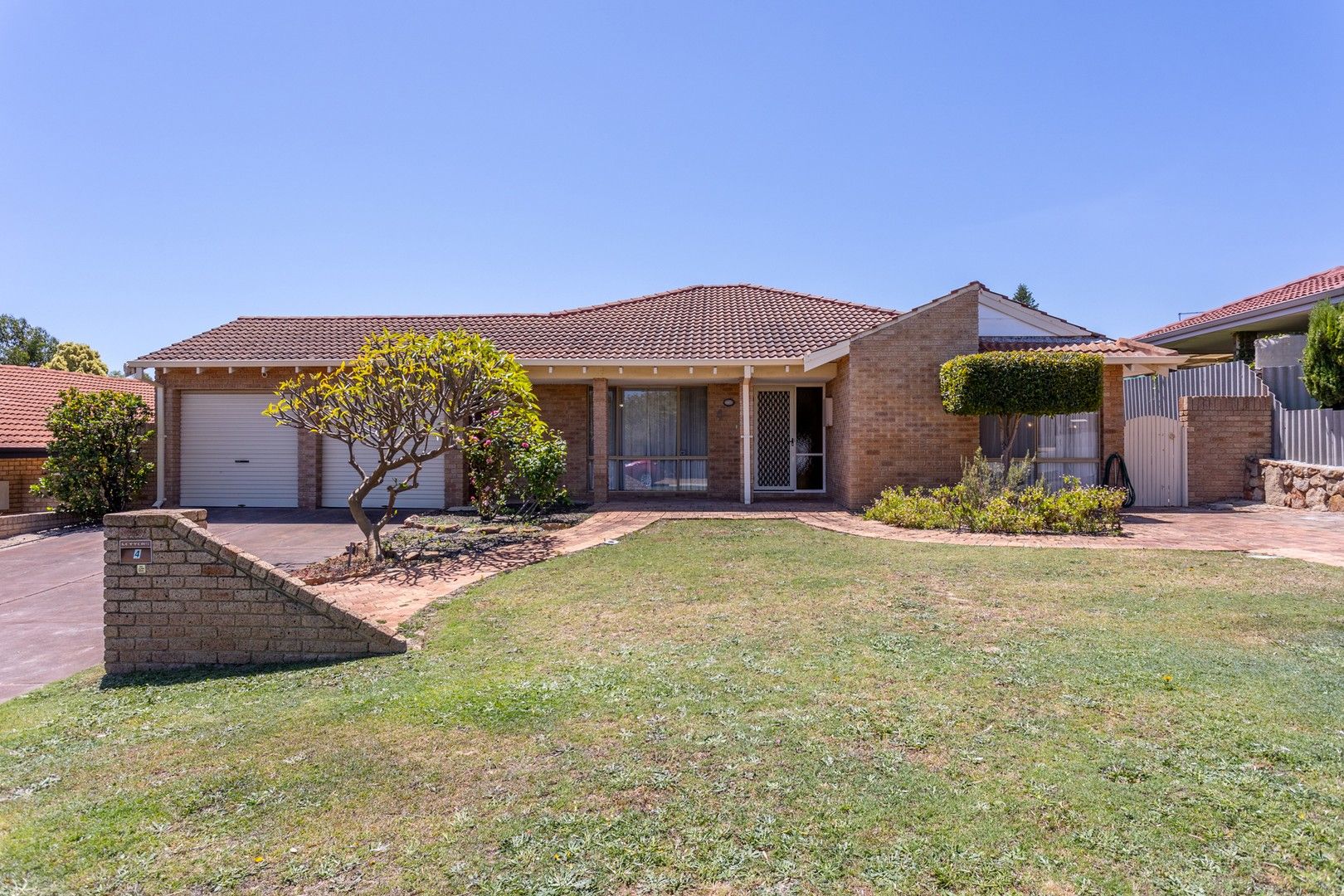 4 Galant Close, Kallaroo WA 6025, Image 0