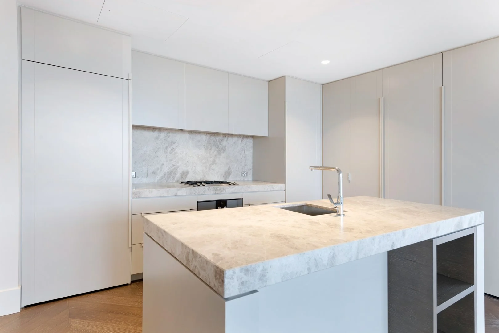 504/243 Toorak Road, South Yarra VIC 3141