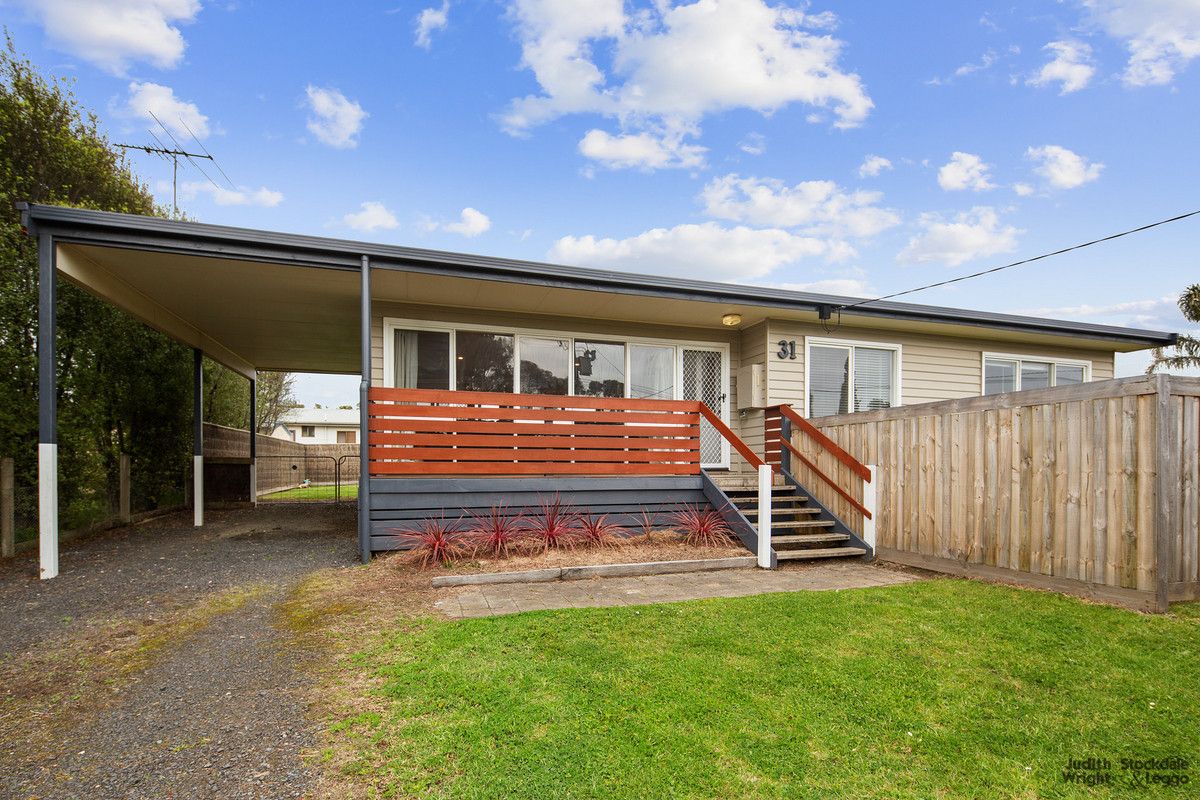 31 Pine Avenue, Cowes VIC 3922, Image 0