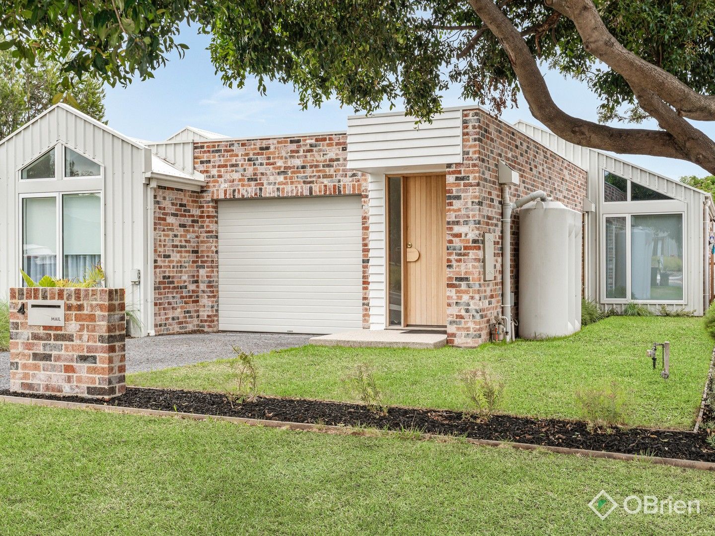 4 Barnett Avenue, Carrum Downs VIC 3201, Image 0