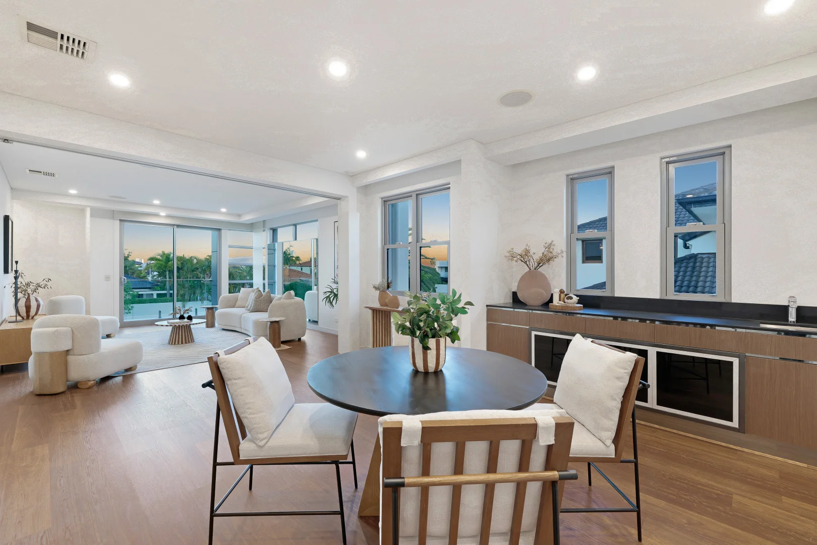 Additional image 17 of 57 Sir Bruce Small Boulevard, Benowa Waters QLD 4217