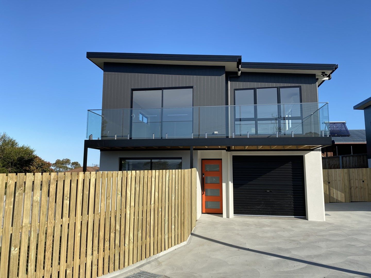 1/15 Suncrest Street, Midway Point TAS 7171, Image 0