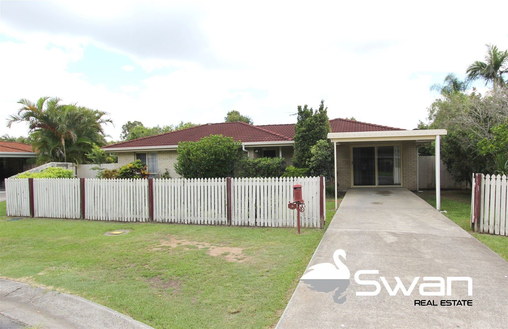 4 bedrooms House in 9 Condamine Place LOGANLEA QLD, 4131