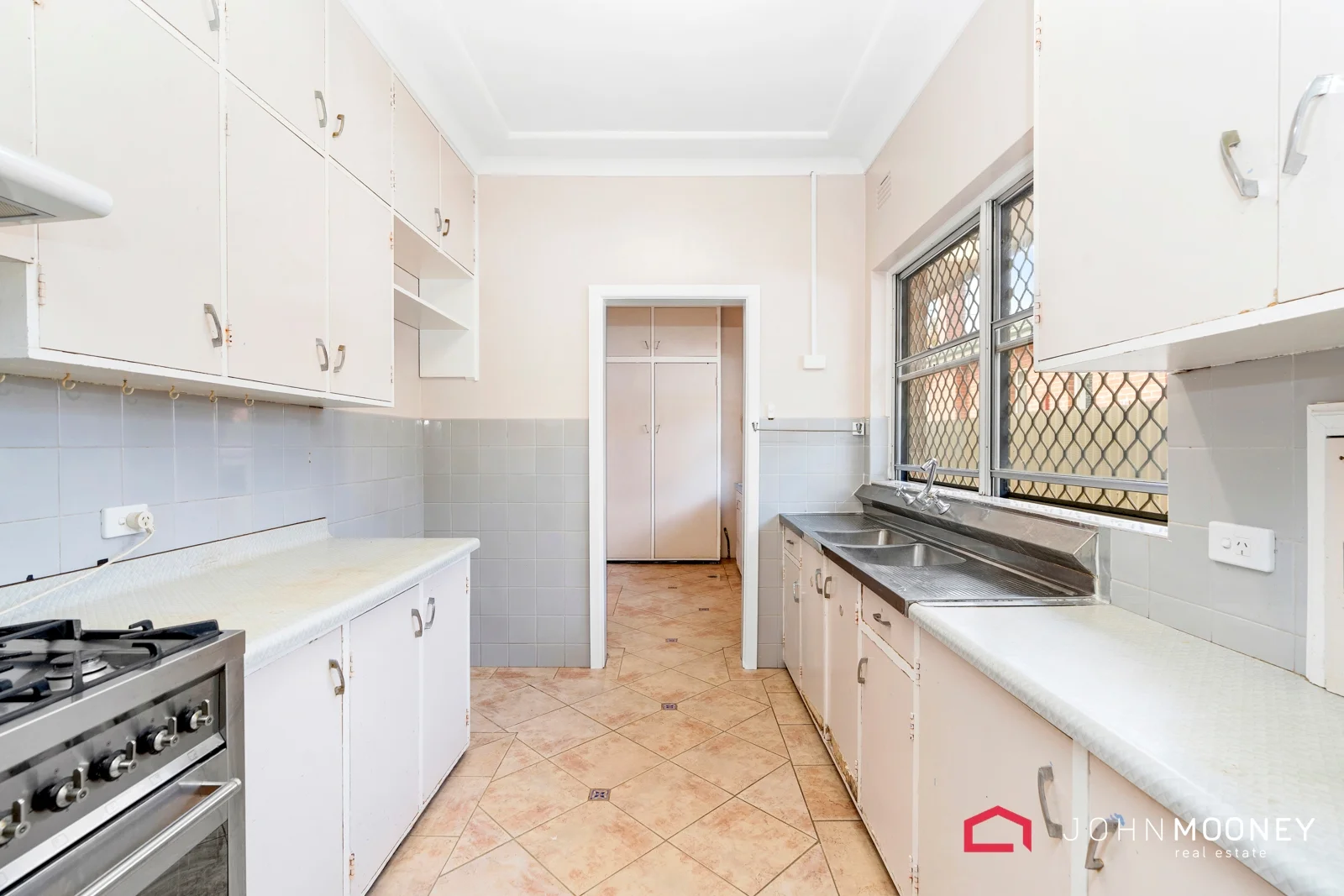 Additional image 7 of 2 Croaker Street, Turvey Park NSW 2650