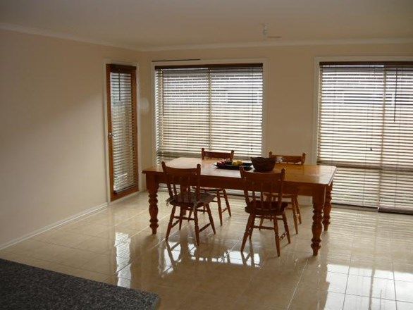 12 Mitch Court, Somerville VIC 3912, Image 2