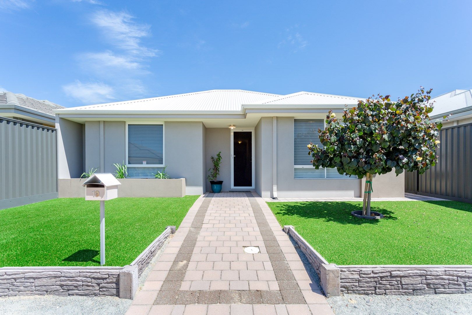 3 bedrooms House in 19 Pekin Pass SOUTHERN RIVER WA, 6110