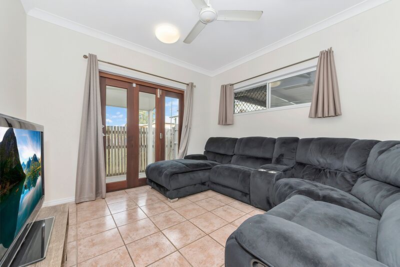 2/5A Church Street, West End QLD 4810, Image 1