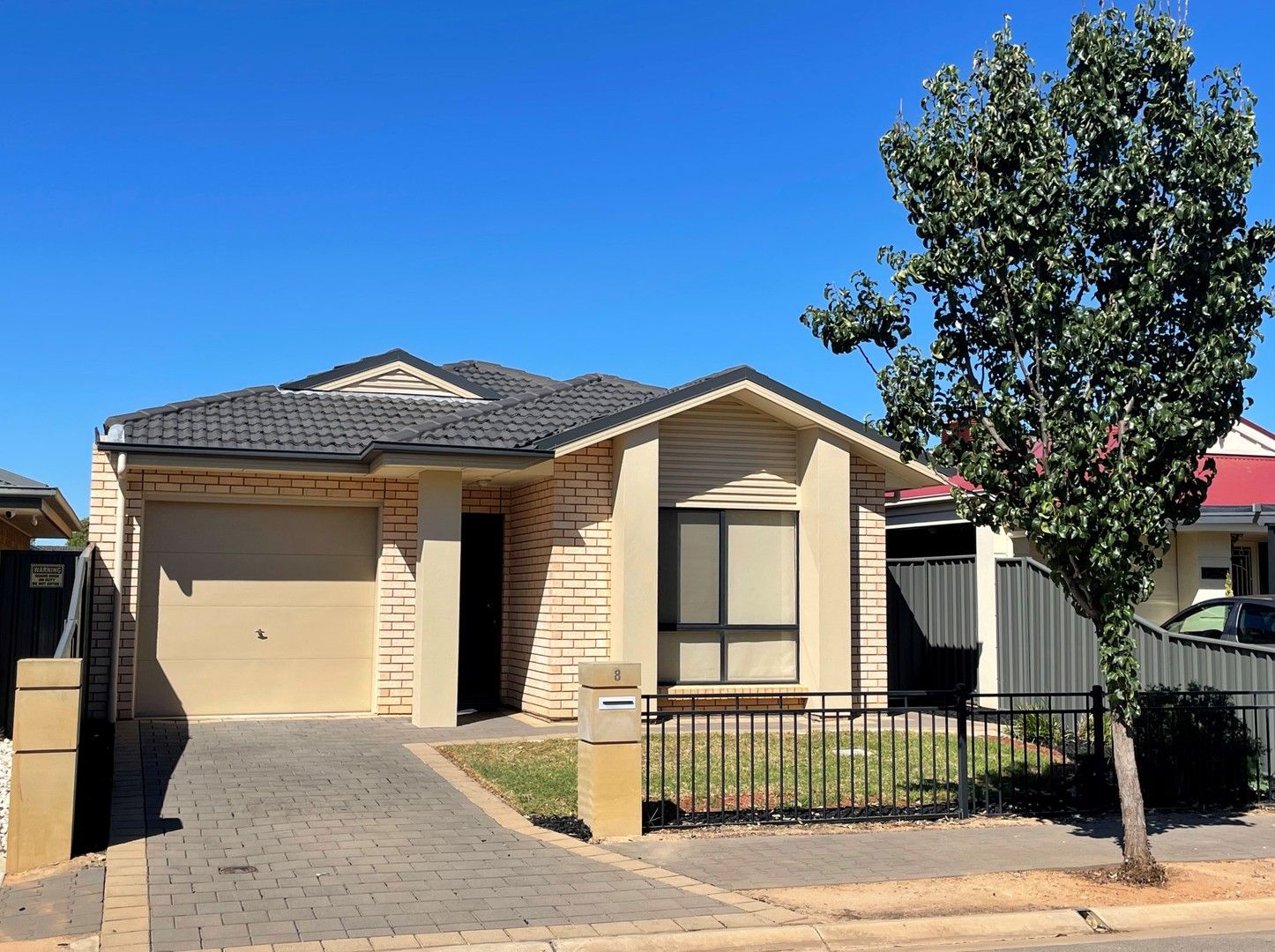 4 bedrooms House in 8 Lomond Street ANDREWS FARM SA, 5114