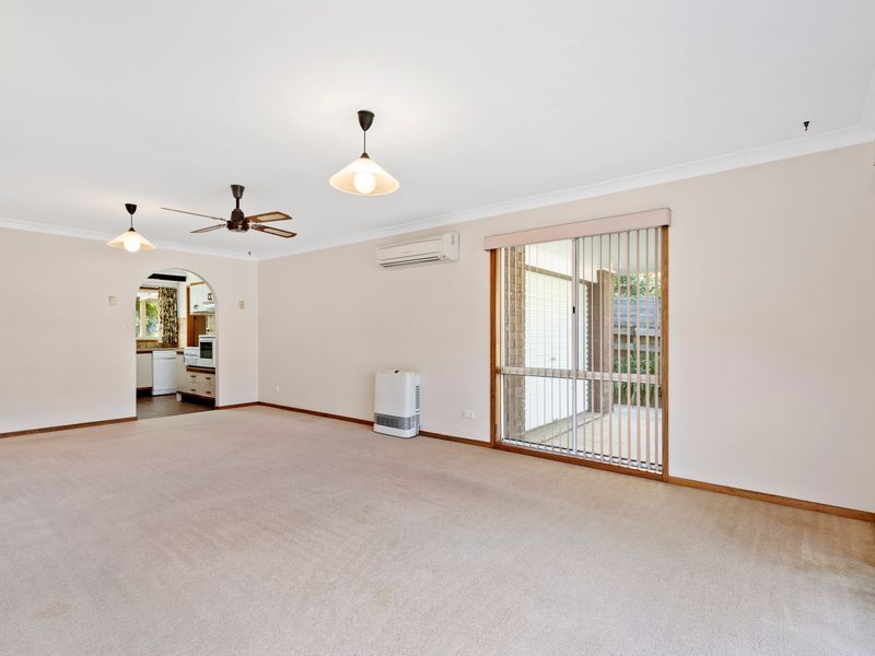 13 Clare Crescent, Batehaven NSW 2536, Image 2