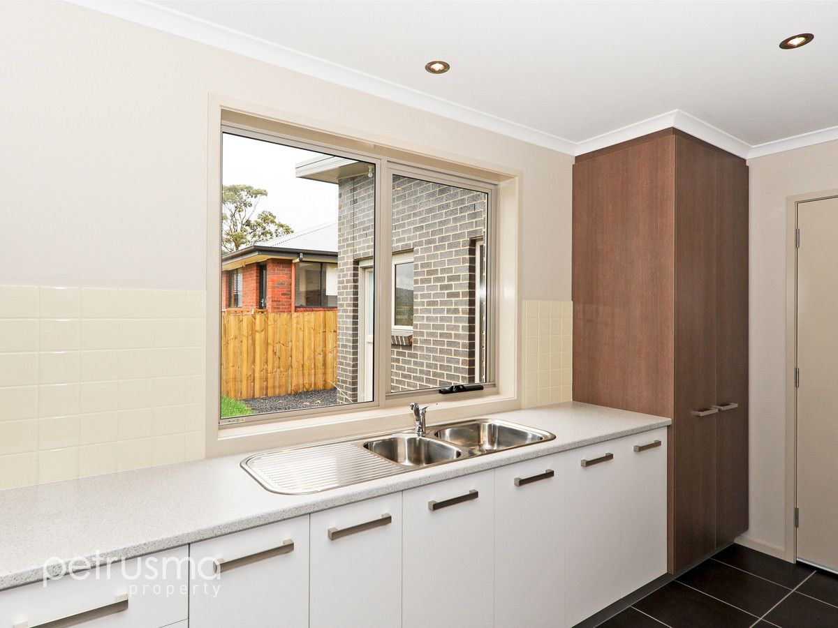 5/15 Horsham Road, Oakdowns TAS 7019, Image 2