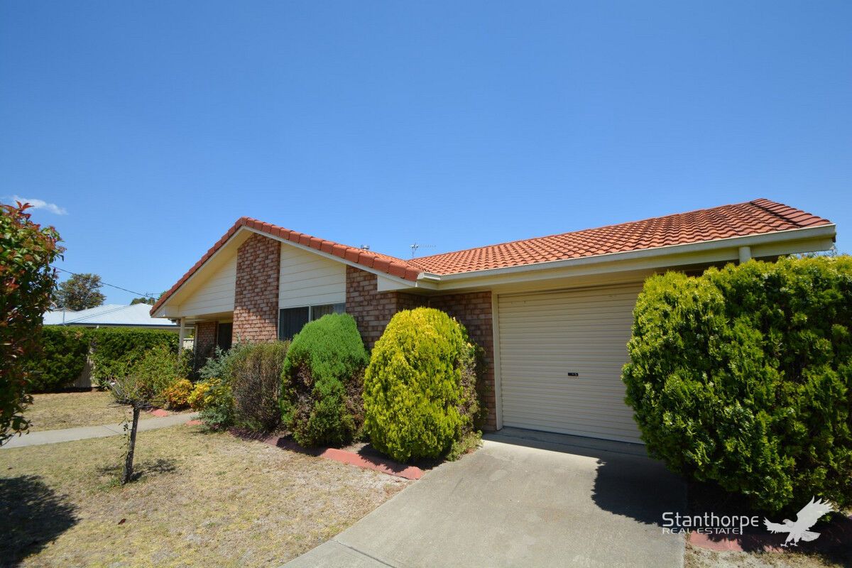 8 Barton Street, Stanthorpe QLD 4380, Image 1