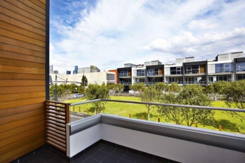 3 bedrooms Townhouse in 18 Leven Avenue DOCKLANDS VIC, 3008