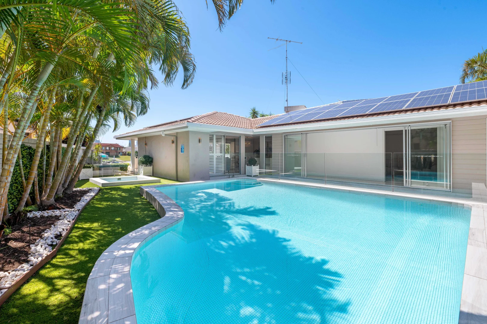 Additional image 2 of 13 Saywell Street, Sorrento QLD 4217