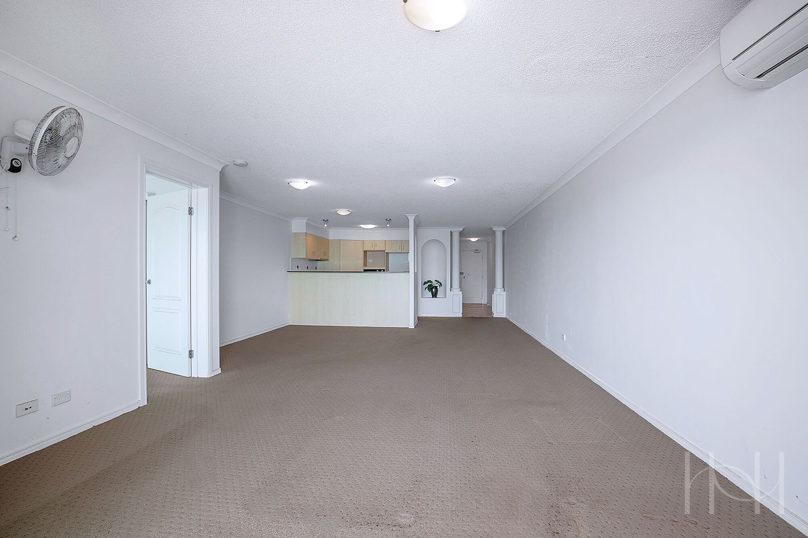 15/94-98 Prince Edward Parade, Redcliffe QLD 4020, Image 2