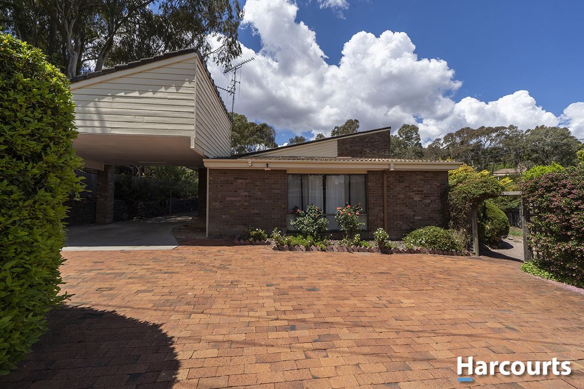 7 Welsby Place, Fadden ACT 2904, Image 1